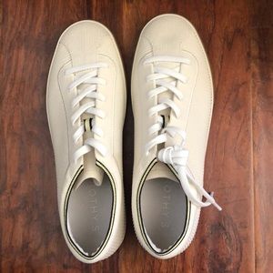 Rothy’s The Lace Up Sneaker in Vanilla